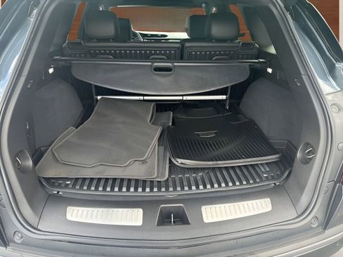 Used 2021 Cadillac XT5 Premium Luxury image 9