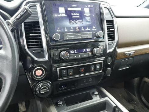 Used 2024 Nissan Titan Platinum Reserve w/ Moonroof Package AWD/4WD image 36