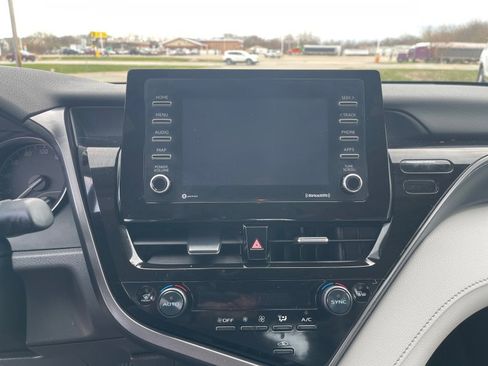 Certified 2023 Toyota Camry SE w/ Cold Weather Package FWD image 11