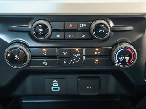 New 2026 Ford F250 XL w/ XL Chrome Package RWD image 22