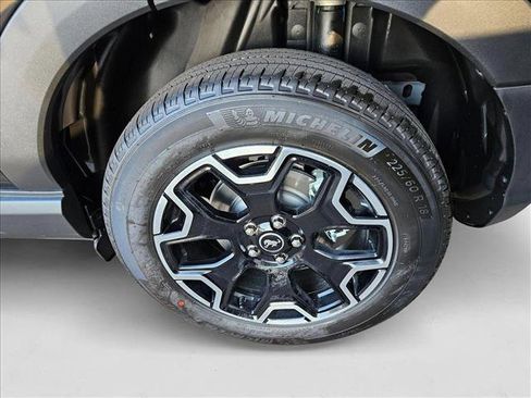 New 2025 Ford Bronco Sport Outer Banks image 10