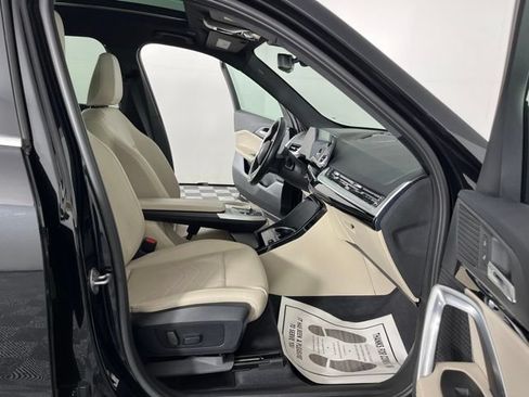Used 2023 BMW X1 xDrive28i w/ Convenience Package AWD/4WD image 39