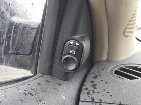 Used 2009 Saturn Aura XE w/ Preferred Package image 8