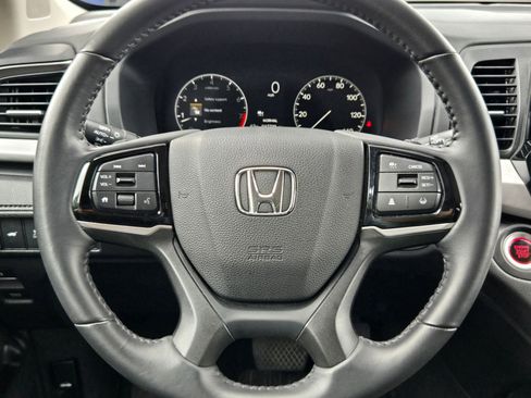 Used 2025 Honda Odyssey EX-L image 19