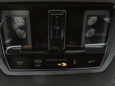 New 2025 Volkswagen ID. Buzz Pro S Plus image 19