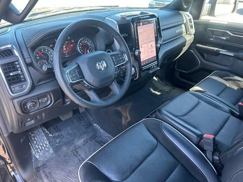 Used 2025 RAM 1500 Laramie AWD/4WD image 28
