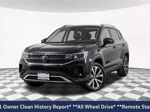 Used 2023 Volkswagen Taos SE AWD/4WD image 2