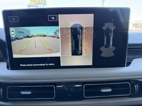 Used 2021 Lincoln Nautilus Reserve w/ Equipment Group 201A image 24