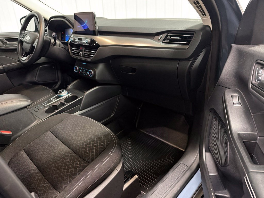 Used 2024 Ford Escape Active AWD/4WD image 16