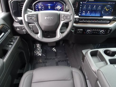 New 2026 Chevrolet Silverado 2500 LT w/ Trail Boss Package image 18