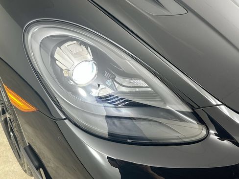 Used 2023 Porsche 718 Cayman GT4 RS RWD image 10
