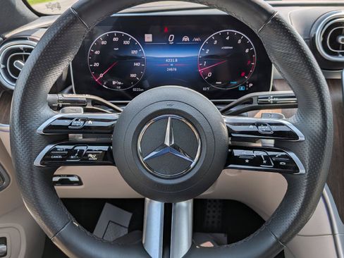 Used 2024 Mercedes-Benz CLE 450 4MATIC Coupe image 15