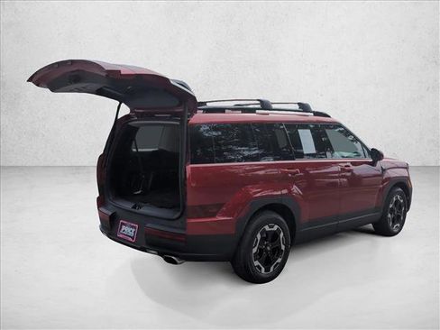 Used 2025 Hyundai Santa Fe SEL FWD image 5