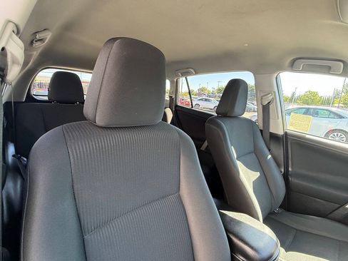 Used 2017 Toyota RAV4 LE w/ All Weather Liner Package FWD image 20