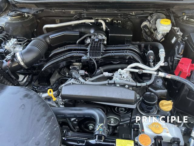 Used 2025 Subaru Outback Premium AWD/4WD image 32