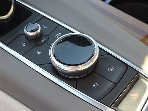 Used 2023 Cadillac Escalade Premium Luxury Platinum image 29