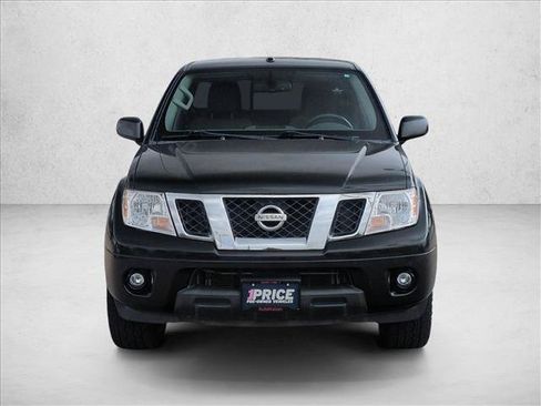Used 2017 Nissan Frontier SV w/ SV Value Truck Package RWD image 2