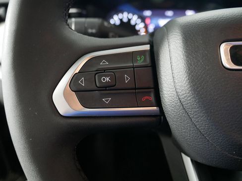 Used 2023 Jeep Compass Latitude AWD/4WD image 27