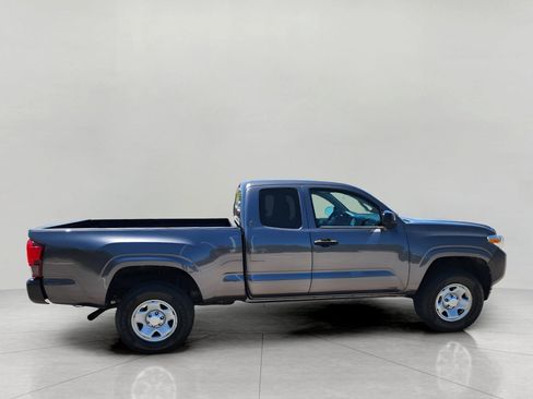 Used 2022 Toyota Tacoma SR RWD image 7