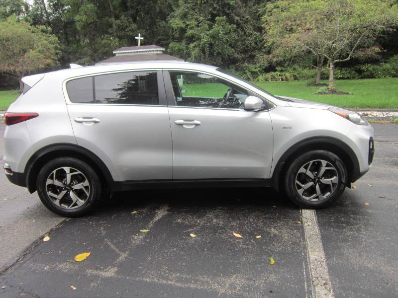 Used 2020 Kia Sportage LX AWD/4WD image 6
