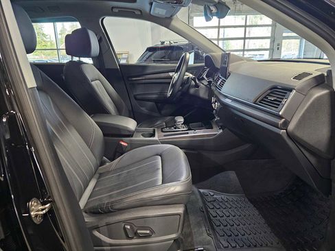 Used 2023 Audi Q5 2.0T Premium w/ Convenience Package image 10