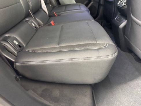 Used 2024 Chevrolet Blazer EV LT AWD/4WD image 33