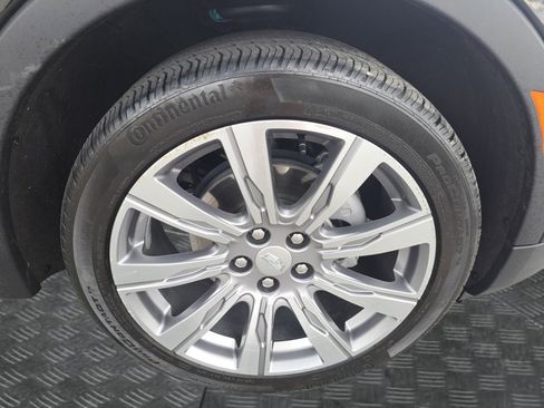 Used 2023 Cadillac XT4 Premium Luxury FWD image 17