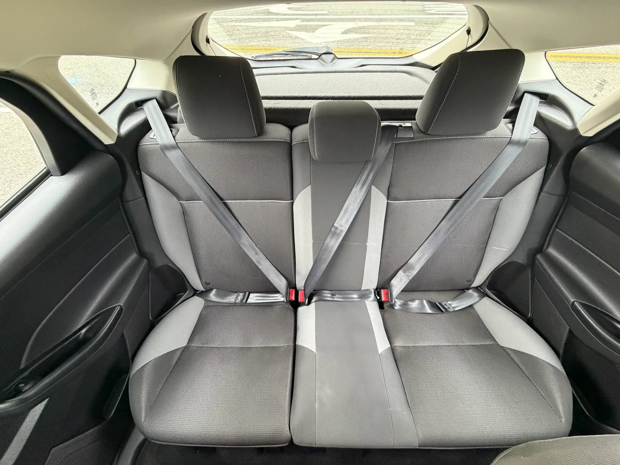 Used 2012 Ford Focus SE FWD image 17