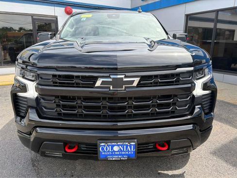 Used 2025 Chevrolet Silverado 1500 RST w/ Redline Edition AWD/4WD image 2
