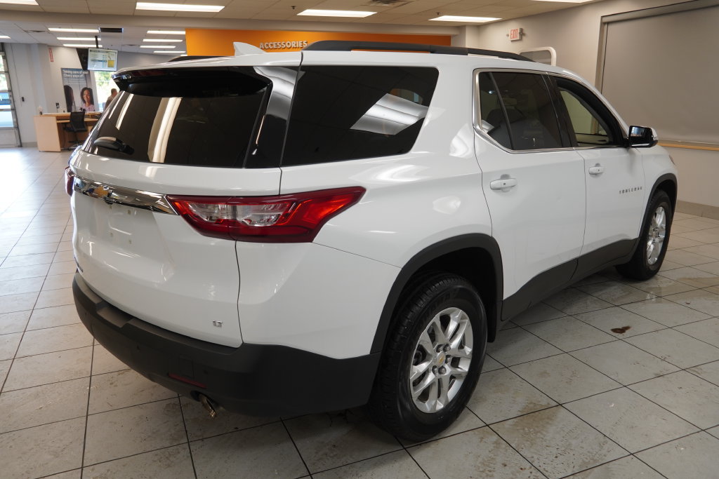 Used 2020 Chevrolet Traverse LT AWD/4WD image 12