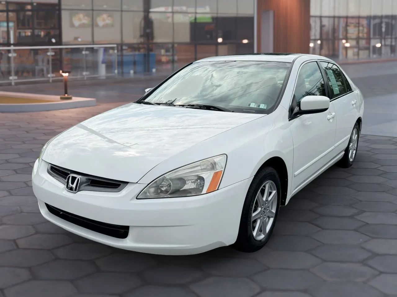 Used 2004 Honda Accord EX image 6
