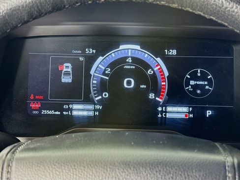Used 2024 Toyota Tundra Limited AWD/4WD image 12