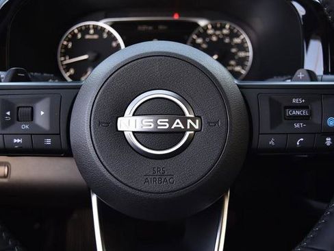 New 2025 Nissan Pathfinder SV image 19