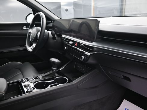Used 2026 Kia K5 GT-Line FWD image 32