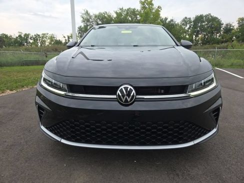 Used 2025 Volkswagen Jetta S FWD image 3