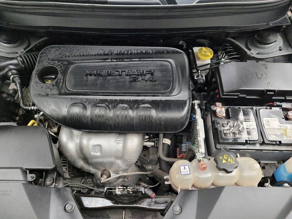 Used 2021 Jeep Cherokee Latitude Plus FWD image 30