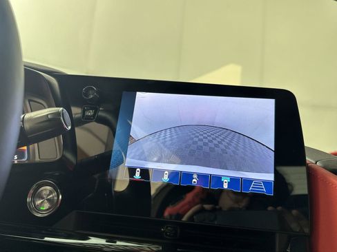 Used 2024 Chevrolet Corvette Stingray Preferred Conv image 17