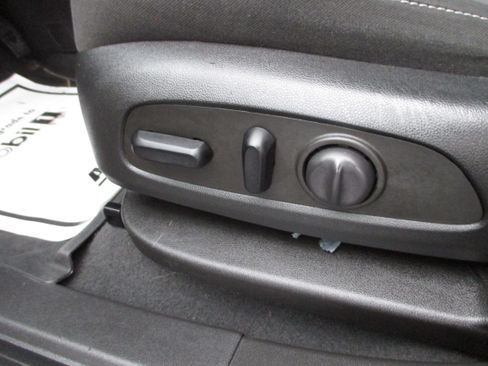 Used 2023 Chevrolet Blazer LT w/ Convenience Package image 16