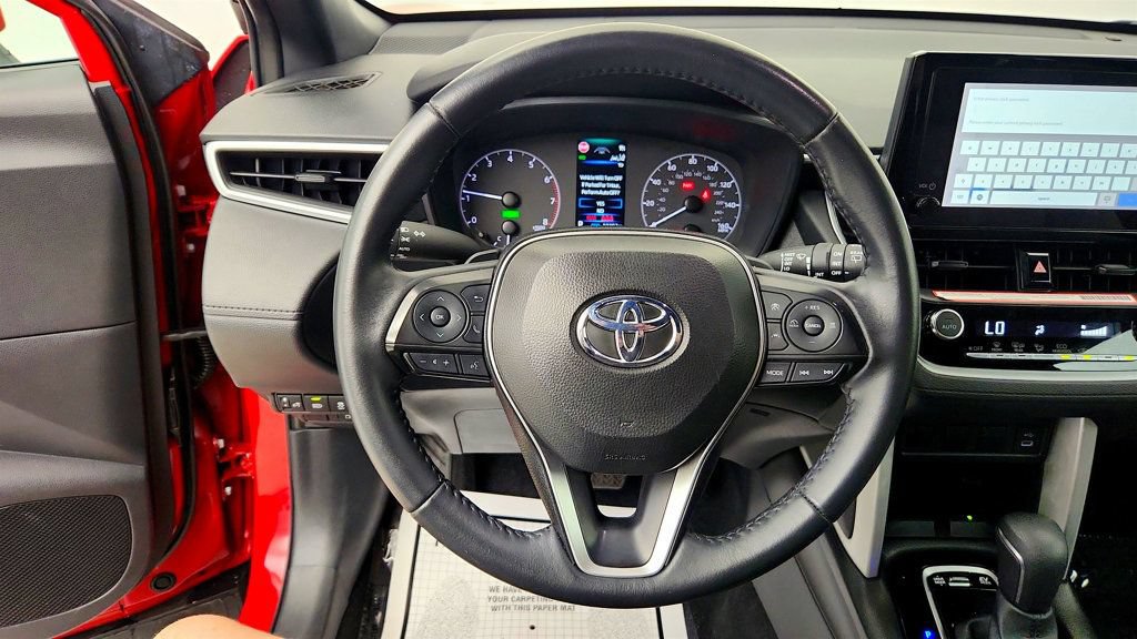 Used 2024 Toyota Corolla Cross AWD Hybrid image 13