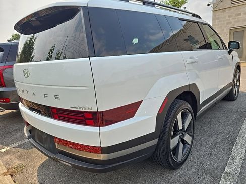 Certified 2025 Hyundai Santa Fe Limited AWD/4WD image 7