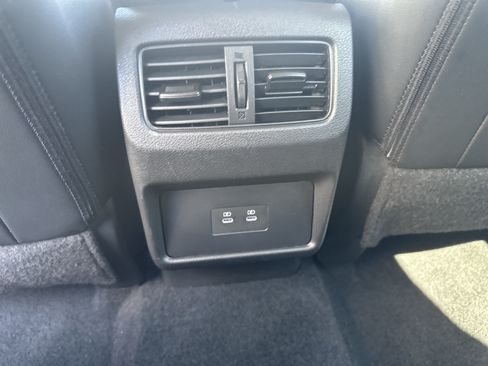 Used 2025 Nissan Rogue SV w/ Rock Creek Premium Package AWD/4WD image 32