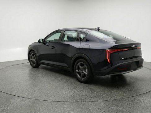 Used 2025 Kia K4 FWD image 6