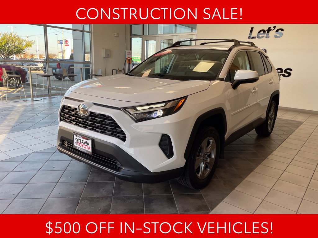 Used 2023 Toyota RAV4 XLE w/ Convenience Package AWD/4WD image 2