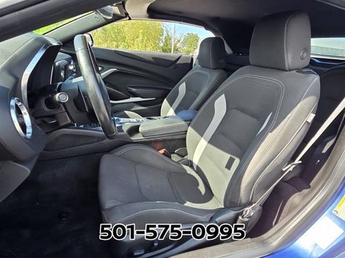 Used 2023 Chevrolet Camaro LT RWD image 10