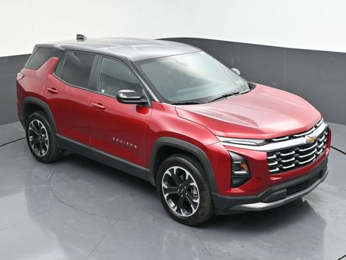 Used 2026 Chevrolet Equinox LT AWD/4WD image 41