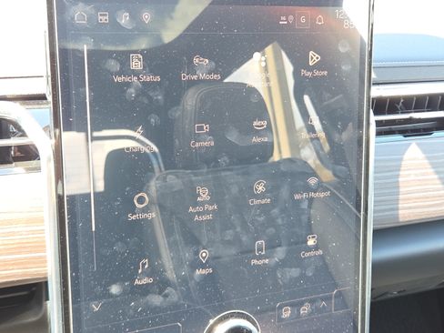 New 2025 GMC Sierra EV Denali AWD/4WD image 16
