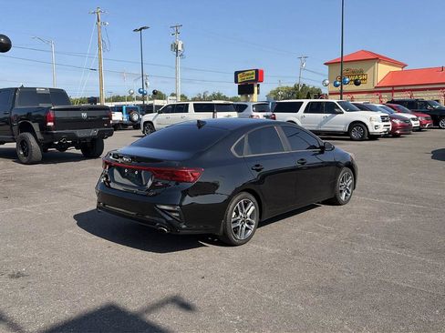 Used 2019 Kia Forte S w/ S Premium Package FWD image 3