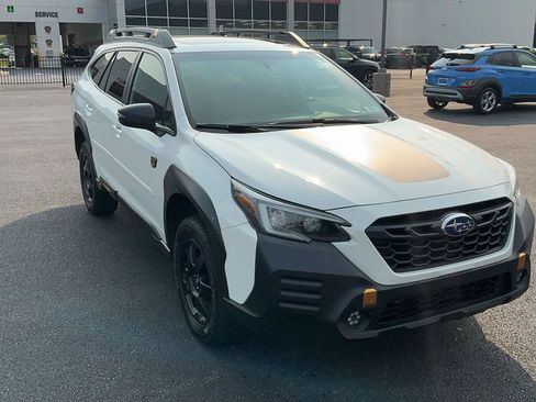Used 2022 Subaru Outback Wilderness AWD/4WD image 3