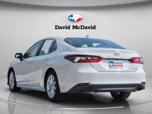 Used 2023 Toyota Camry LE image 4