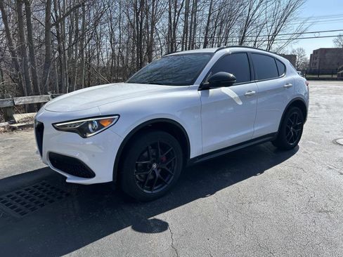 Used 2019 Alfa Romeo Stelvio RWD RWD w/ Nero Edizione image 7